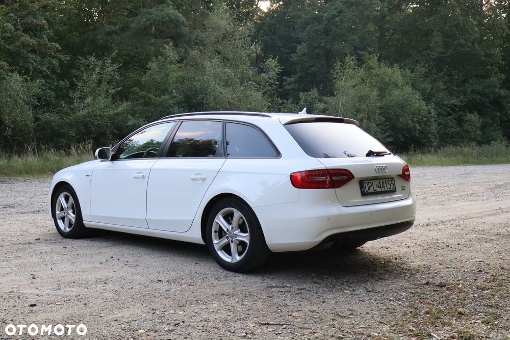 Audi A4 - 4
