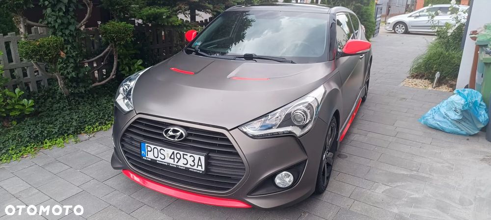 Hyundai Veloster - 1