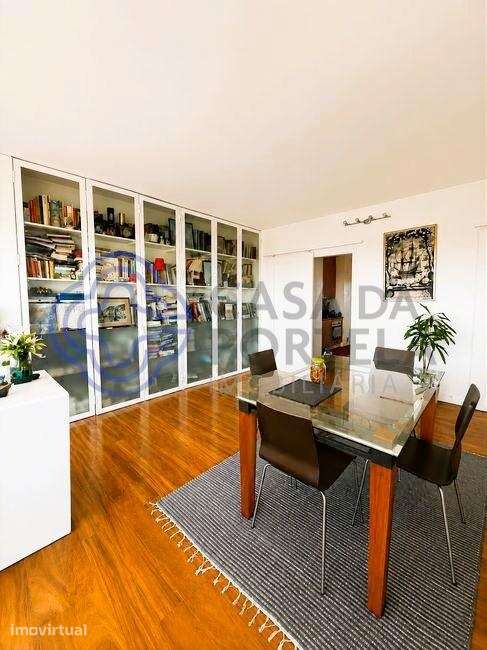 Exclusividade no Topo do Porto | T1 Evolutivo (132m2) - Grande imagem: 2/10