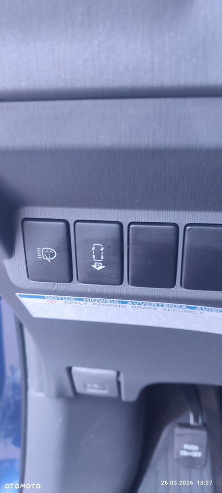 Toyota Prius+ (Hybrid) - 24