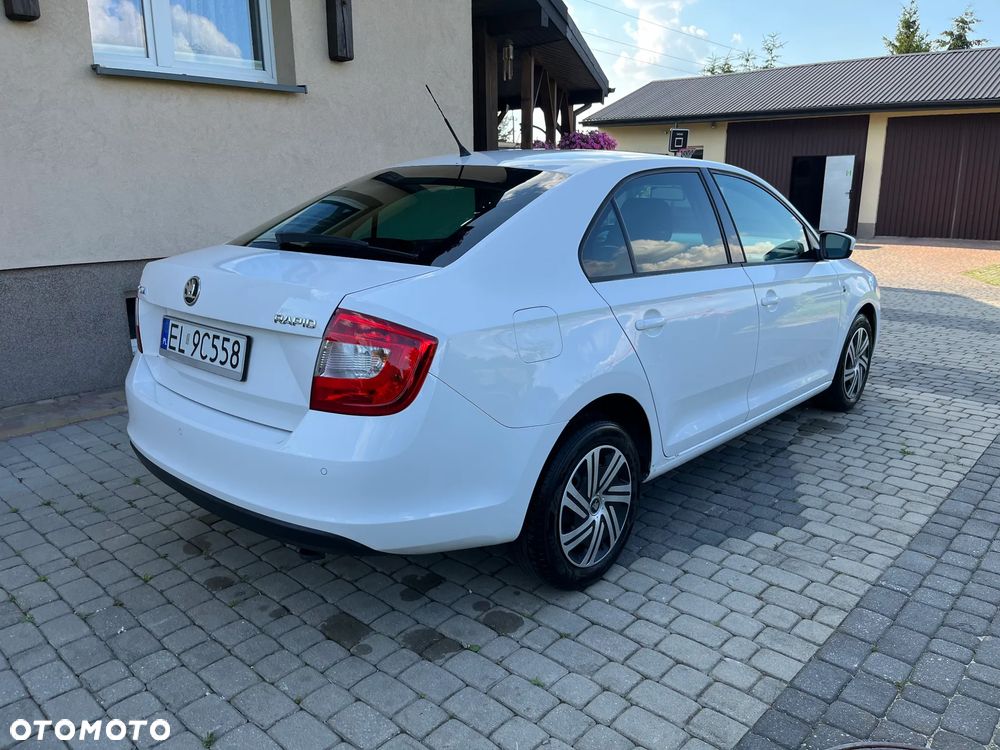 Skoda RAPID 1.2 Ambition - 5