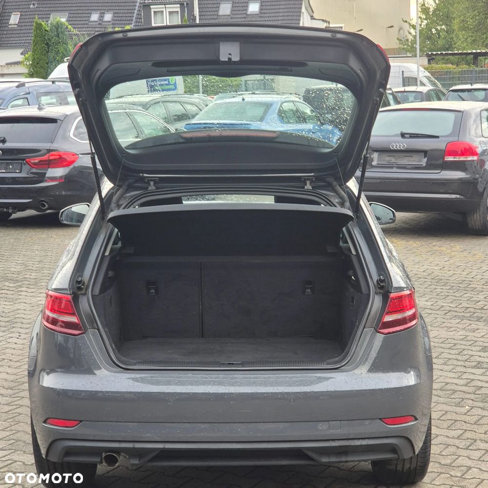 Audi A3 Sportback - 10