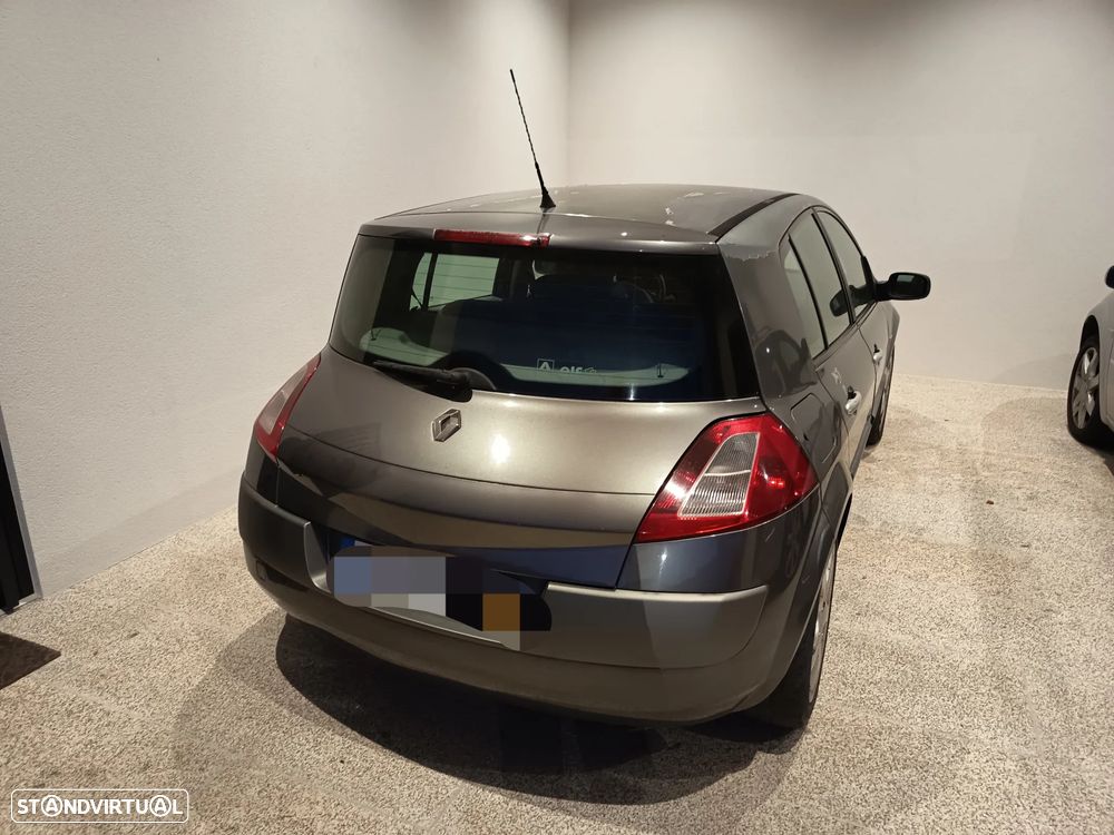 Renault Mégane 1.5 dCi Confort - 2