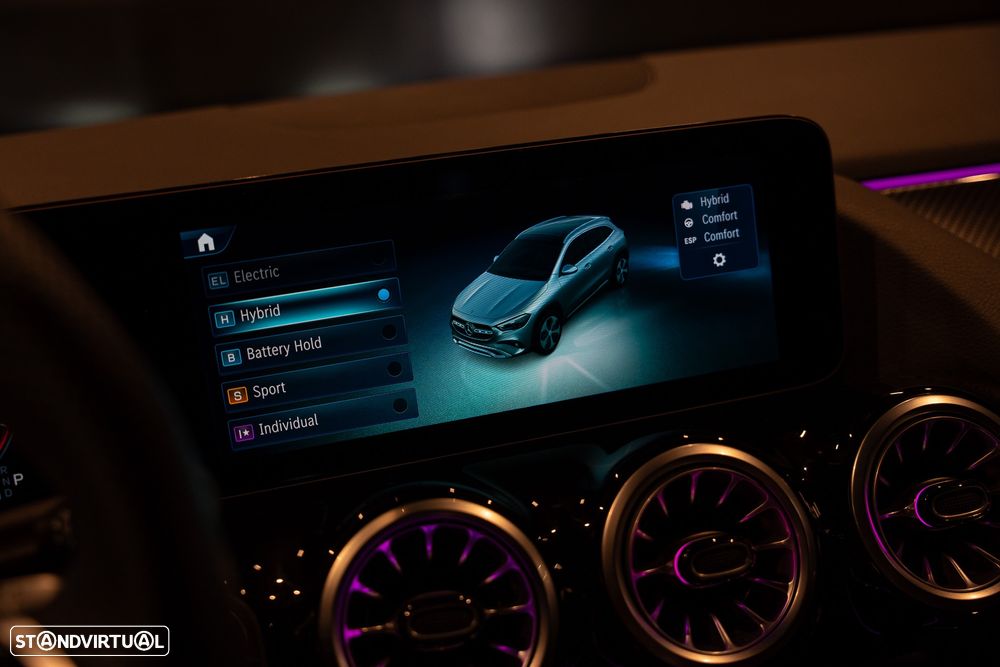 Mercedes-Benz GLA 250 e AMG Line - 20