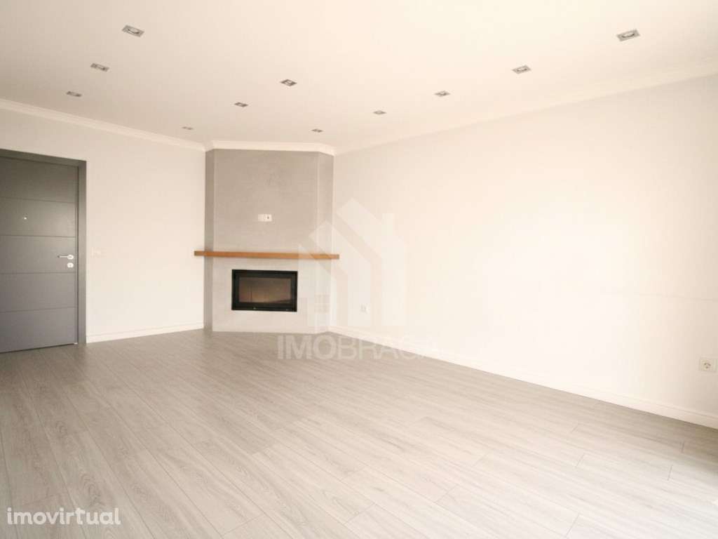 Venda de Apartamento T3 em Lomar - Grande imagem: 4/37