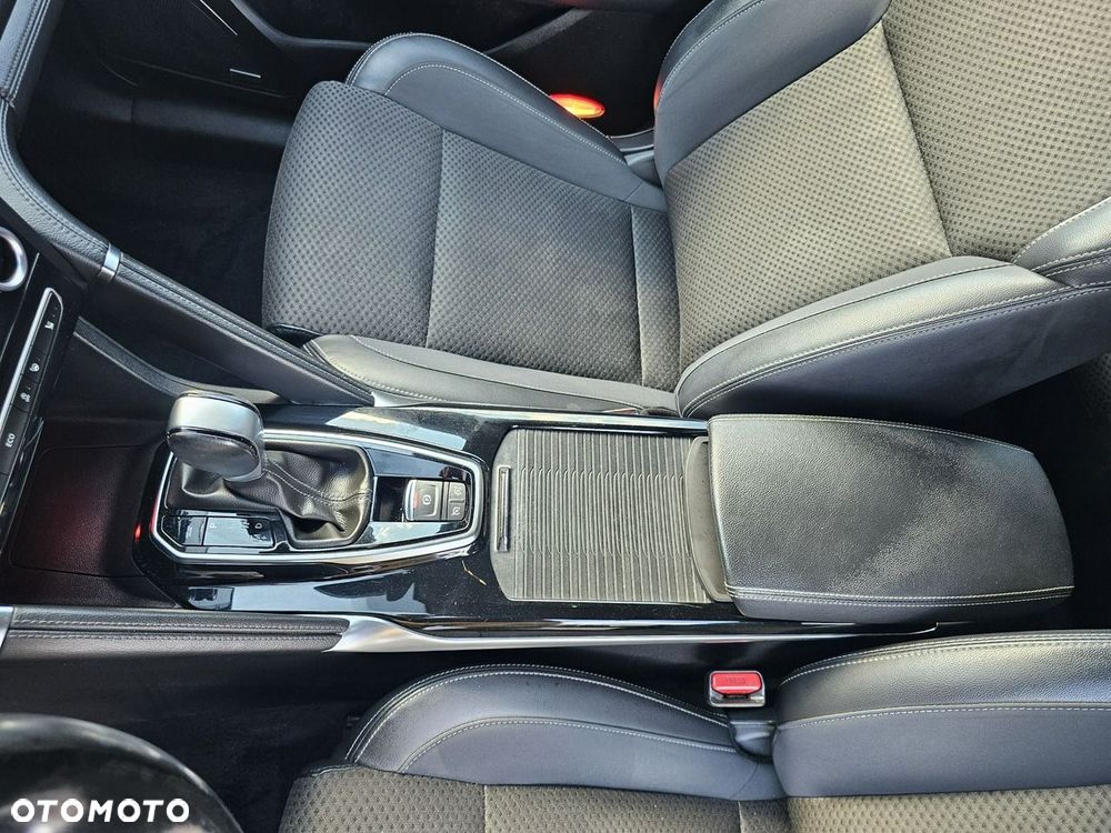 Renault Koleos ENERGY dCi 175 X-tronic 4WD INTENS - 24