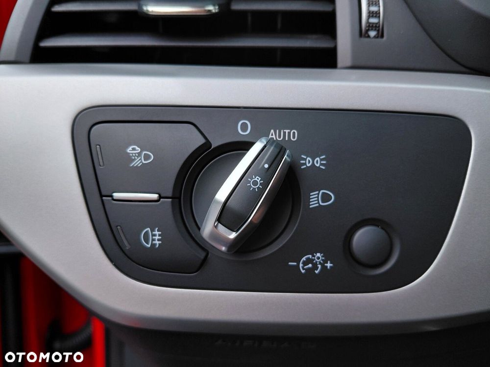 Audi A4 Avant 40 TFSI mHEV S Line S tronic - 19