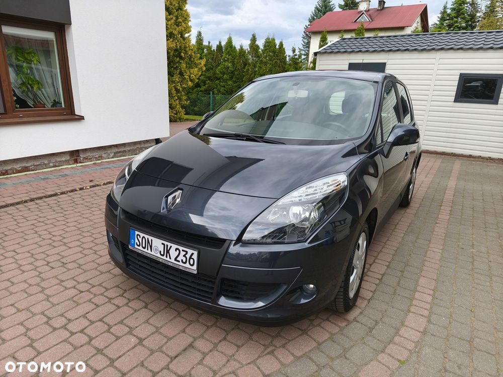 Renault Scenic 1.6 16V 110 TomTom Edition - 2