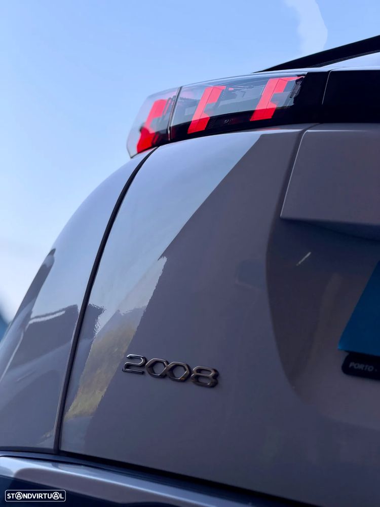 Peugeot 2008 1.2 PureTech Allure - 30
