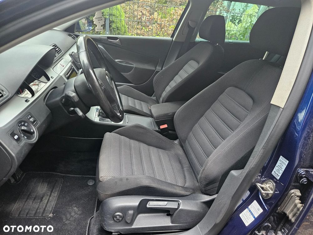 Volkswagen Passat - 10