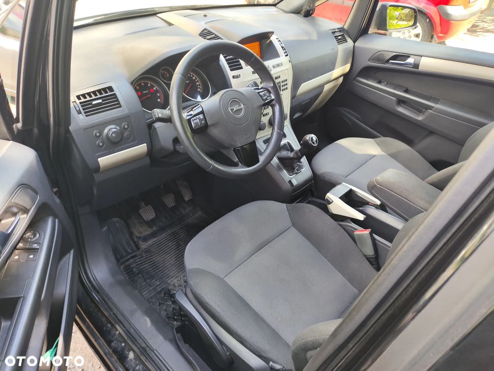 Opel Zafira 1.8 - 3