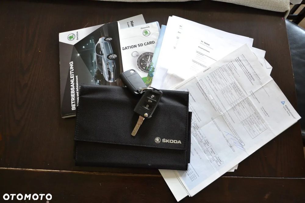 Skoda Octavia 2.0 TDI 4x4 Elegance DSG - 40