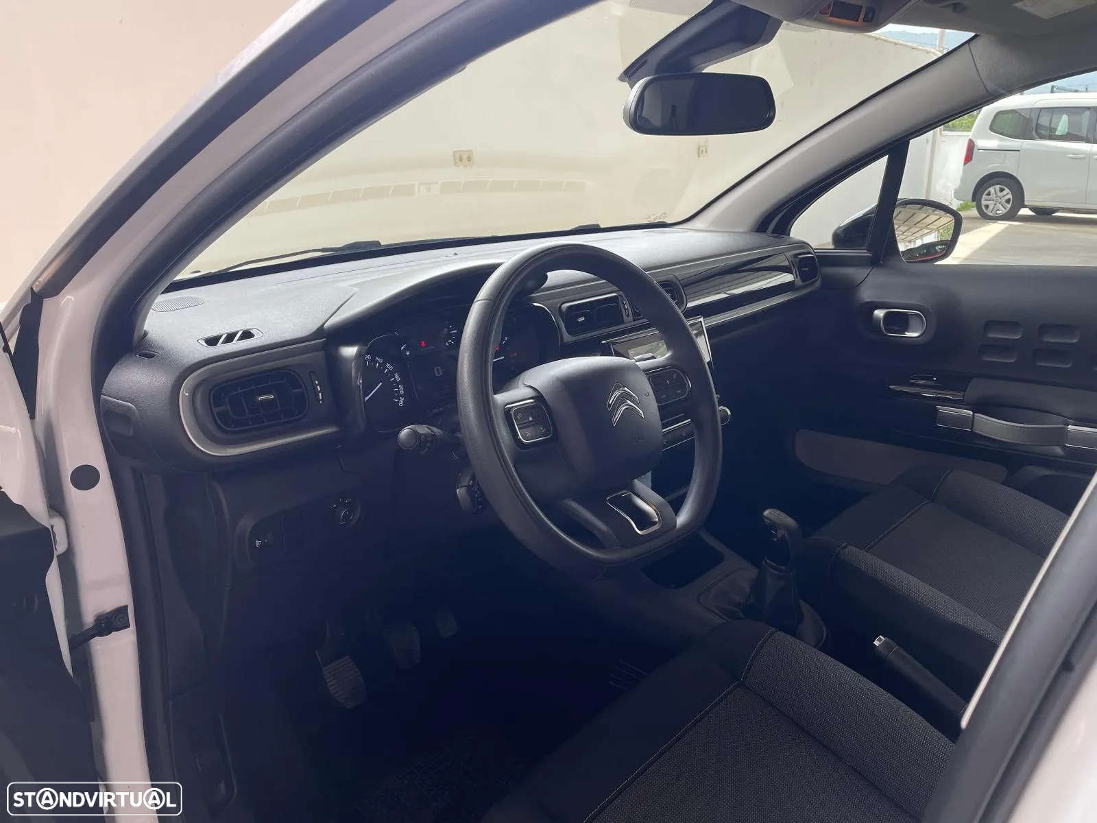 Citroën C3 1.2 PureTech C-Series - 9