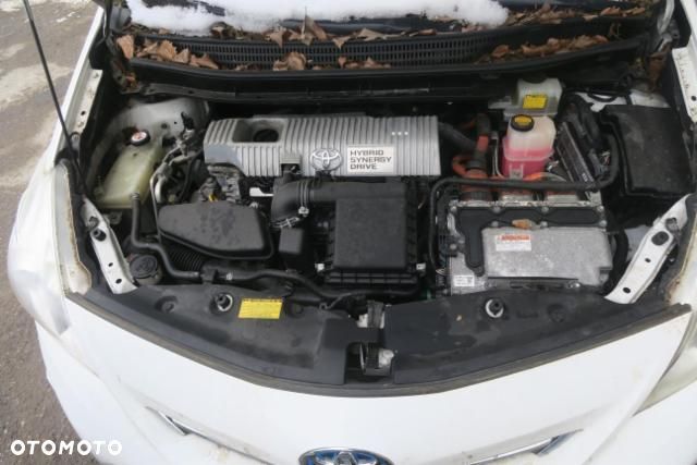Toyota Prius+ - 5