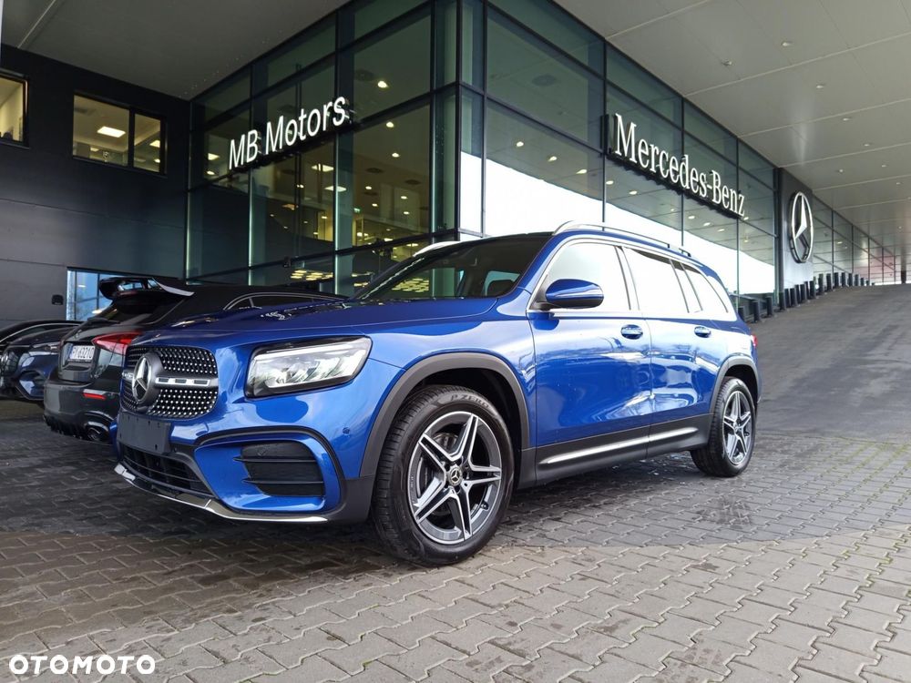 Mercedes-Benz GLB - 1