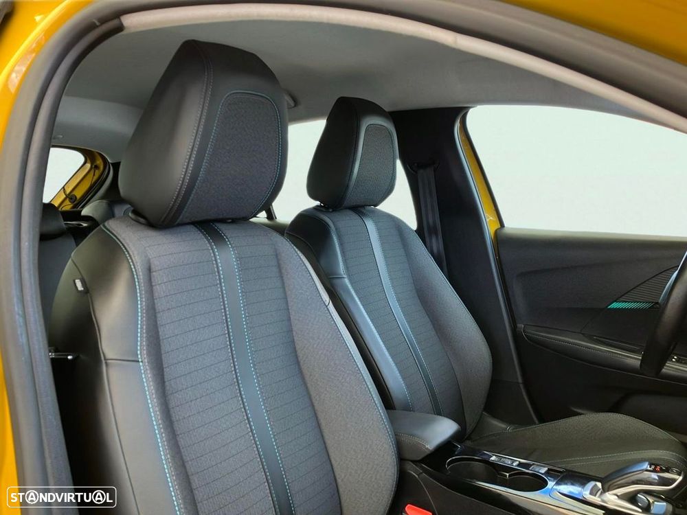 Peugeot e-208 - 16