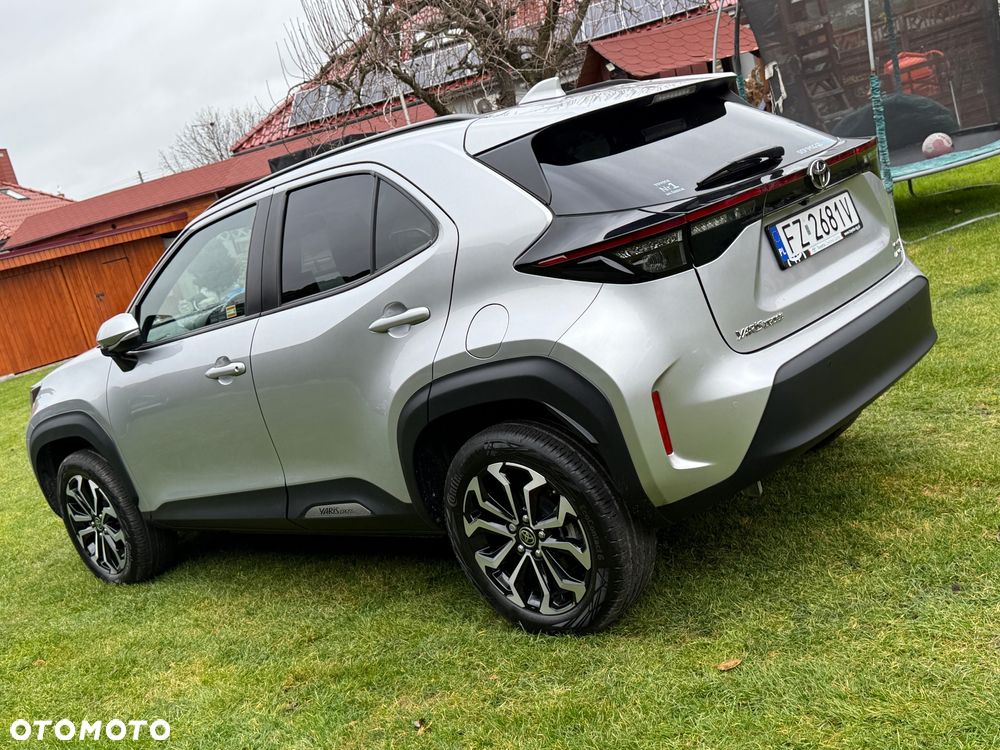 Toyota Yaris Cross Hybrid 1.5 Style AWD - 11