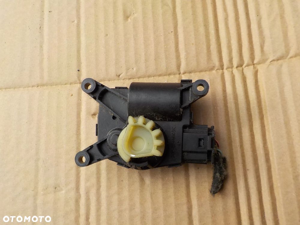 silniczek nagrzewnicy fiat 500L 2013r A21101500 - 2