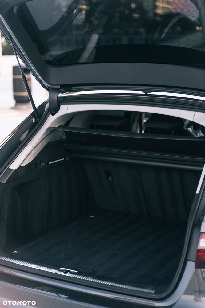 Audi A4 Avant 35 TDI mHEV S tronic - 24