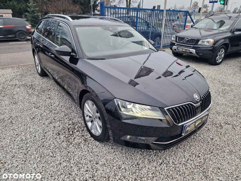 Skoda Superb 1.6 TDI Ambition DSG - 40