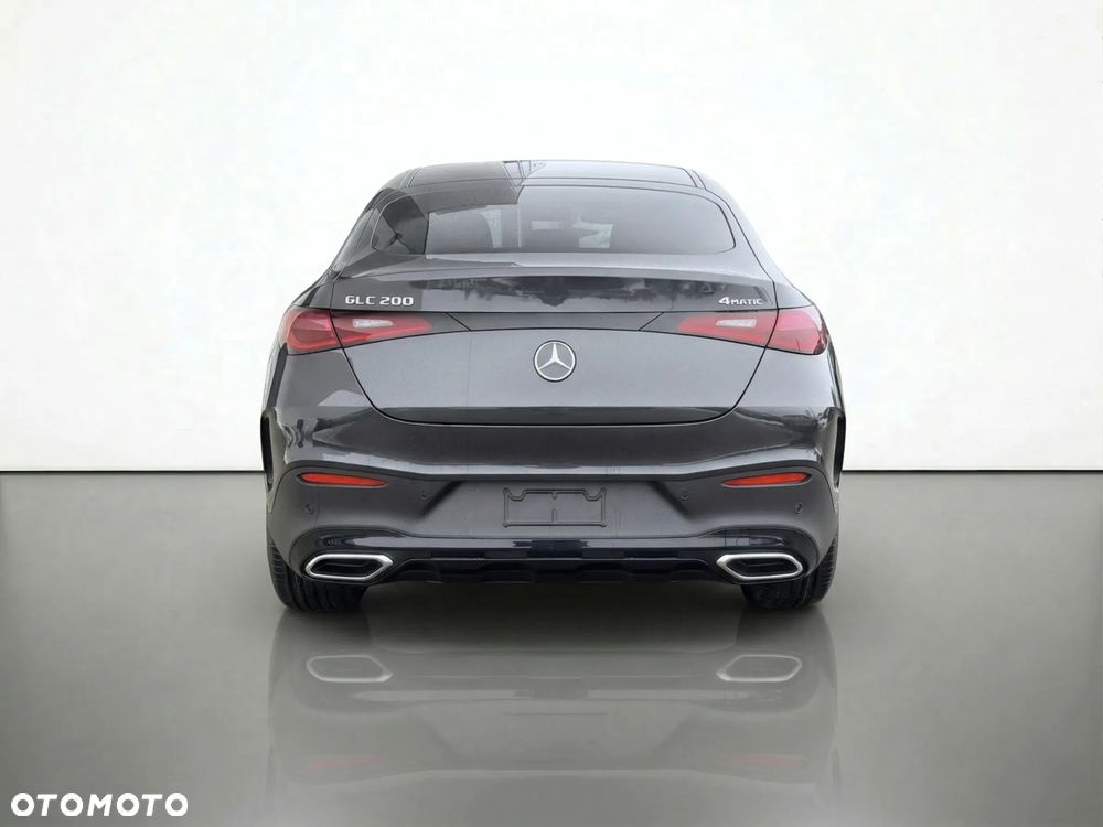 Mercedes-Benz GLC - 4