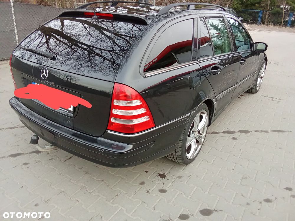 Mercedes-Benz Klasa C 320 CDI 7G-TRONIC Avantgarde DPF - 5