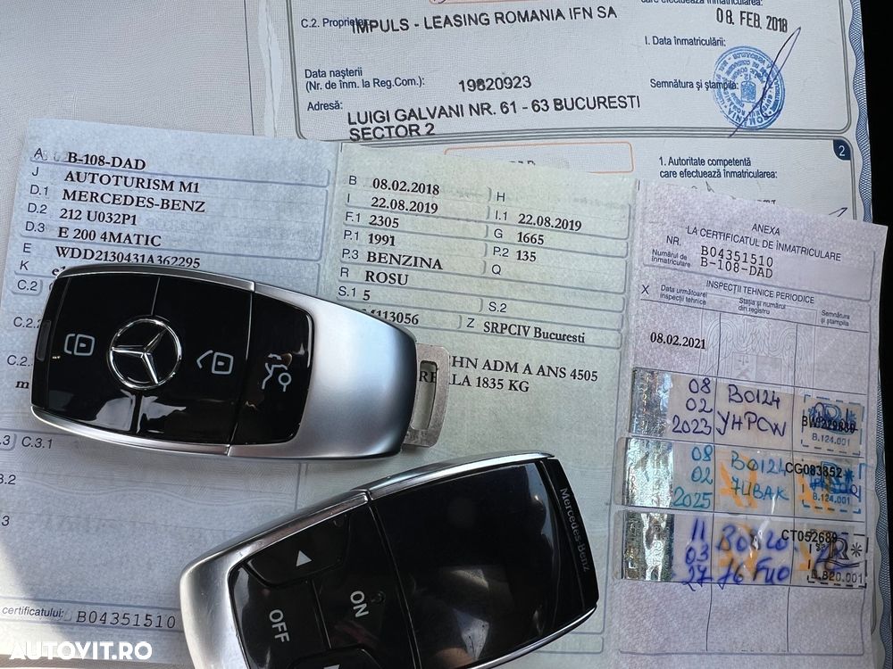 Mercedes-Benz E 200 4MATIC Aut. - 30