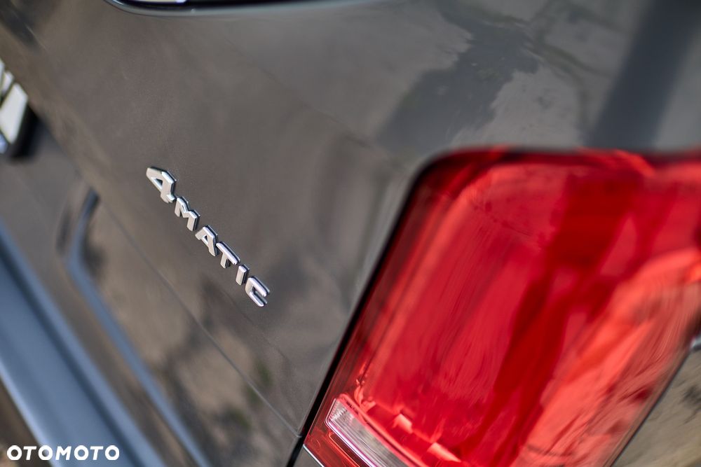 Mercedes-Benz Klasa V 300 d 4-Matic Avantgarde 9G-Tronic (d³ugi) - 17