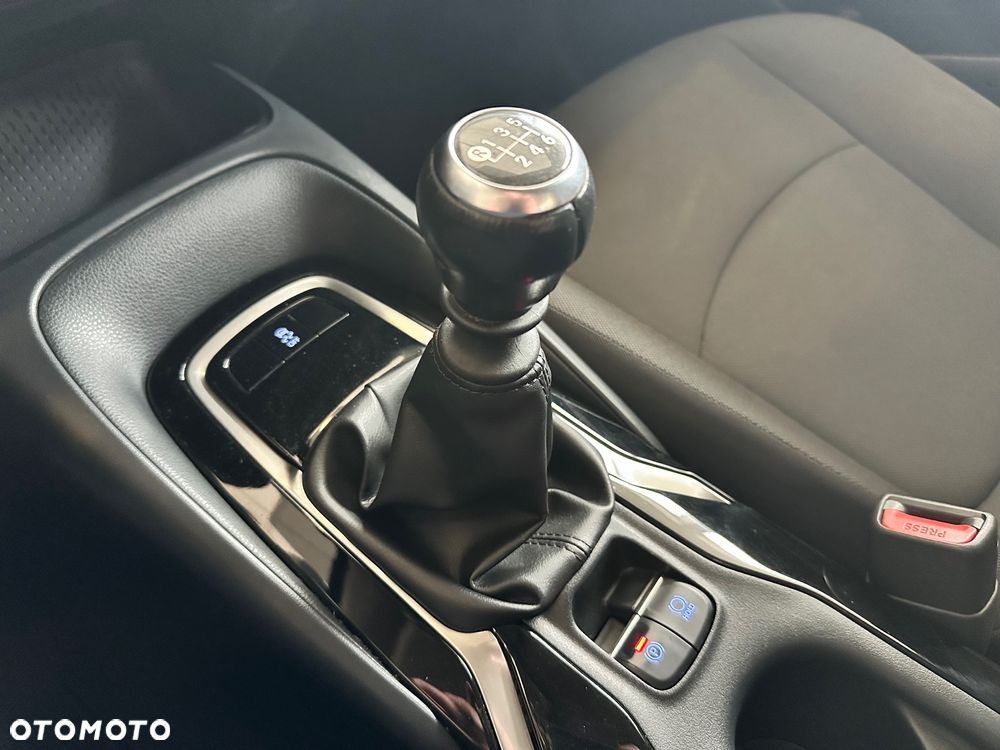 Toyota Corolla 1.5 Comfort - 24