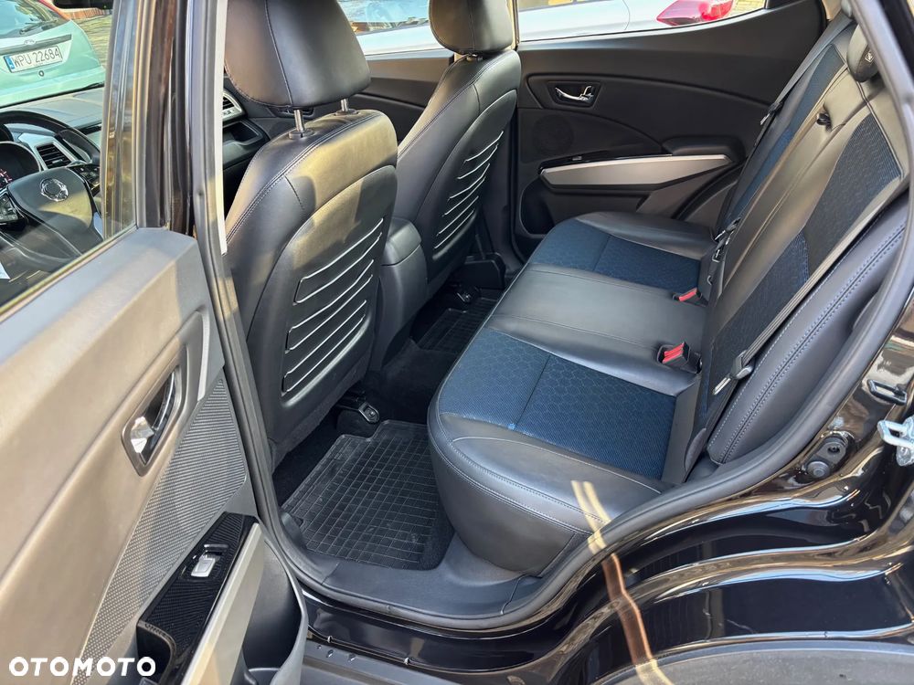 SsangYong/KGM Tivoli 1.6 D Quartz 4x4 - 12