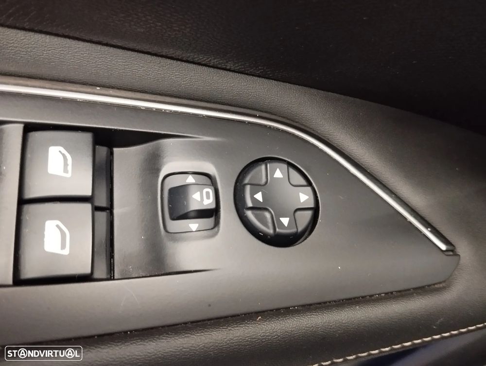 Peugeot 3008 1.5 BlueHDi GT EAT8 - 15