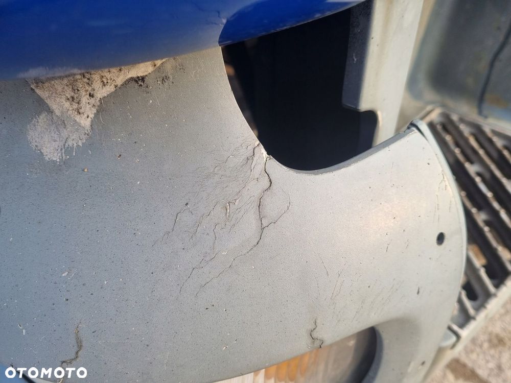 ZDERZAK PLASTIKOWY PAS PRZEDNI GRILL DAF 45 , 55 LF - 3