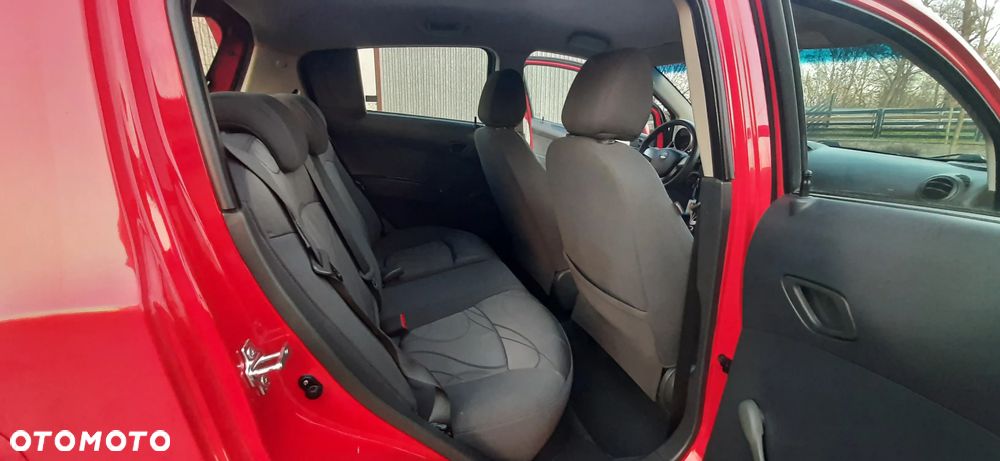 Chevrolet Spark - 37