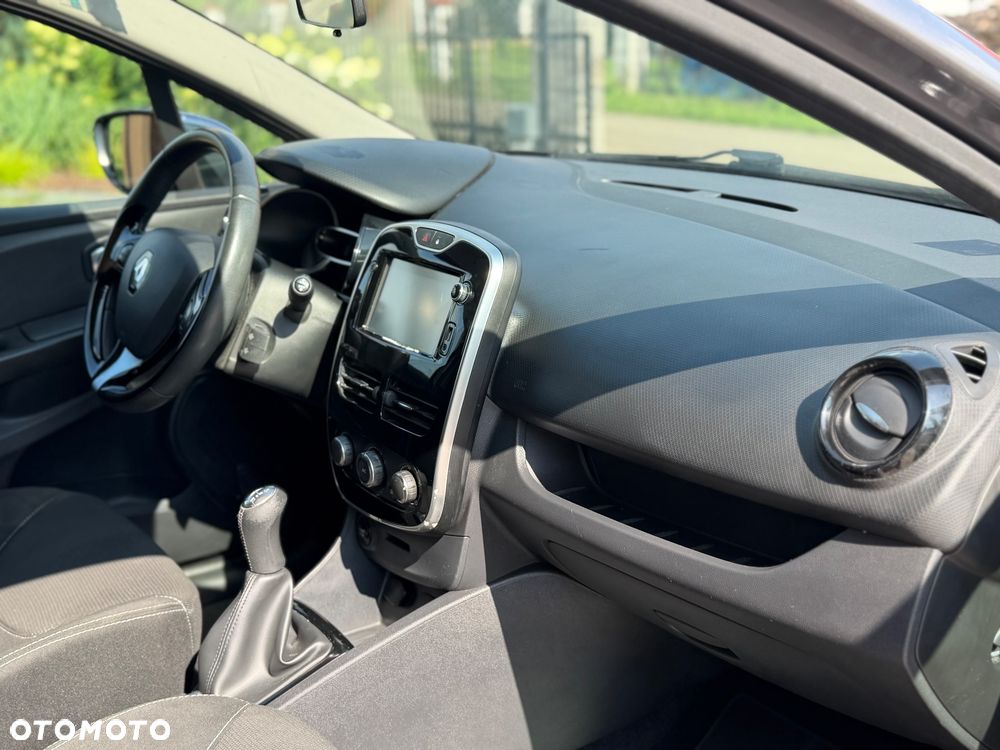 Renault Clio 1.2 16V Alize - 13