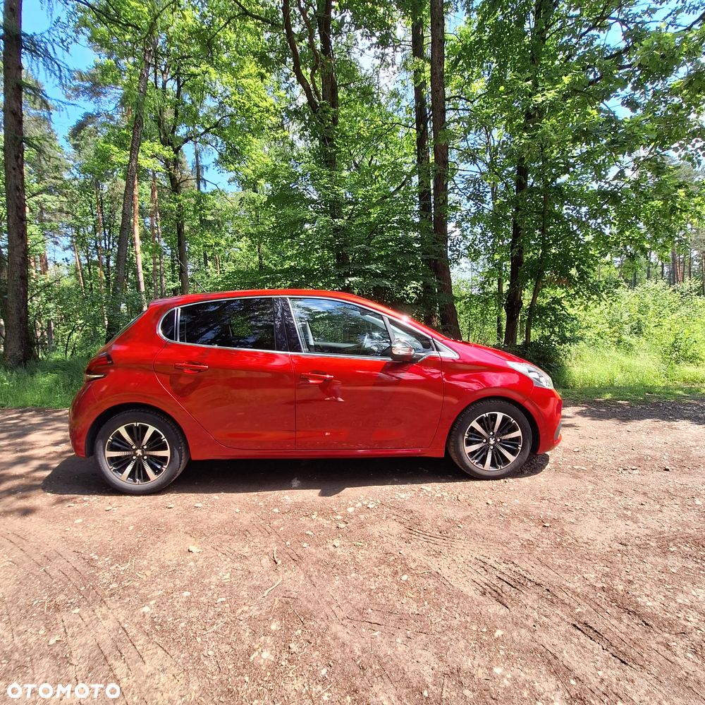 Peugeot 208 PureTech 110 Stop & Start Allure - 4