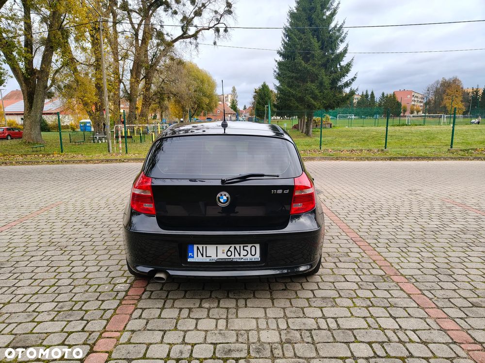 BMW Seria 1 118d Sport Line - 29