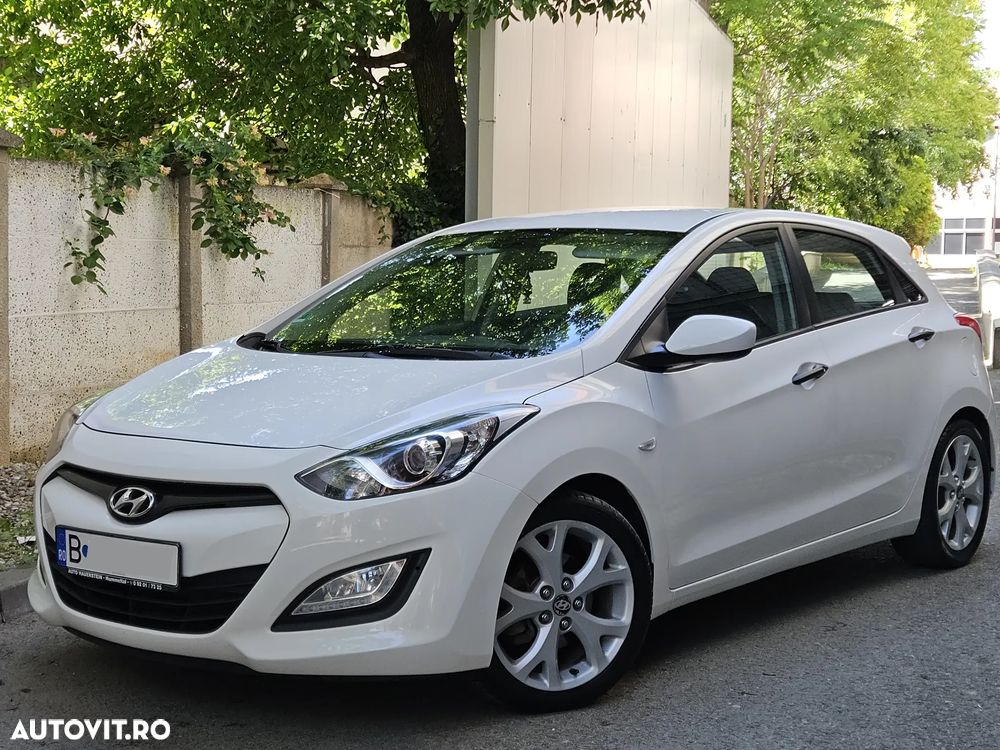 Hyundai i30 1.4 CRDi Trend - 13