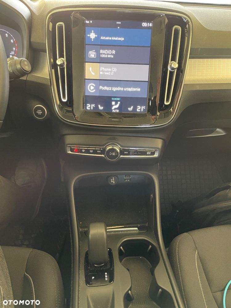 Volvo XC 40 T3 Momentum Pro - 10