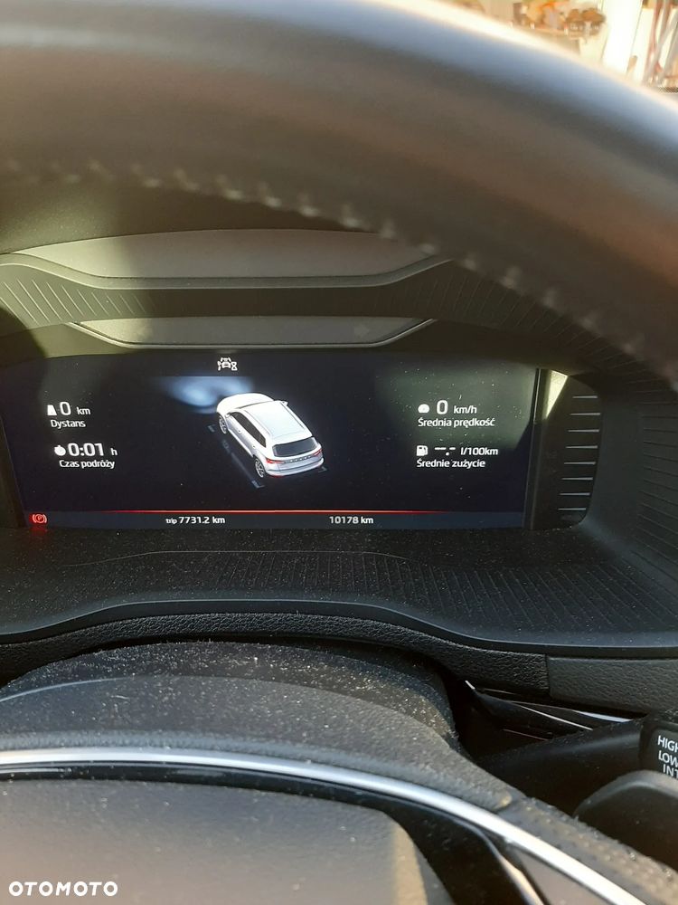 Skoda Karoq 1.5 TSI ACT Sportline DSG - 17