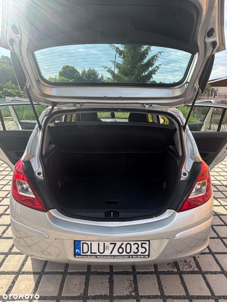 Opel Corsa 1.2 16V Enjoy - 6