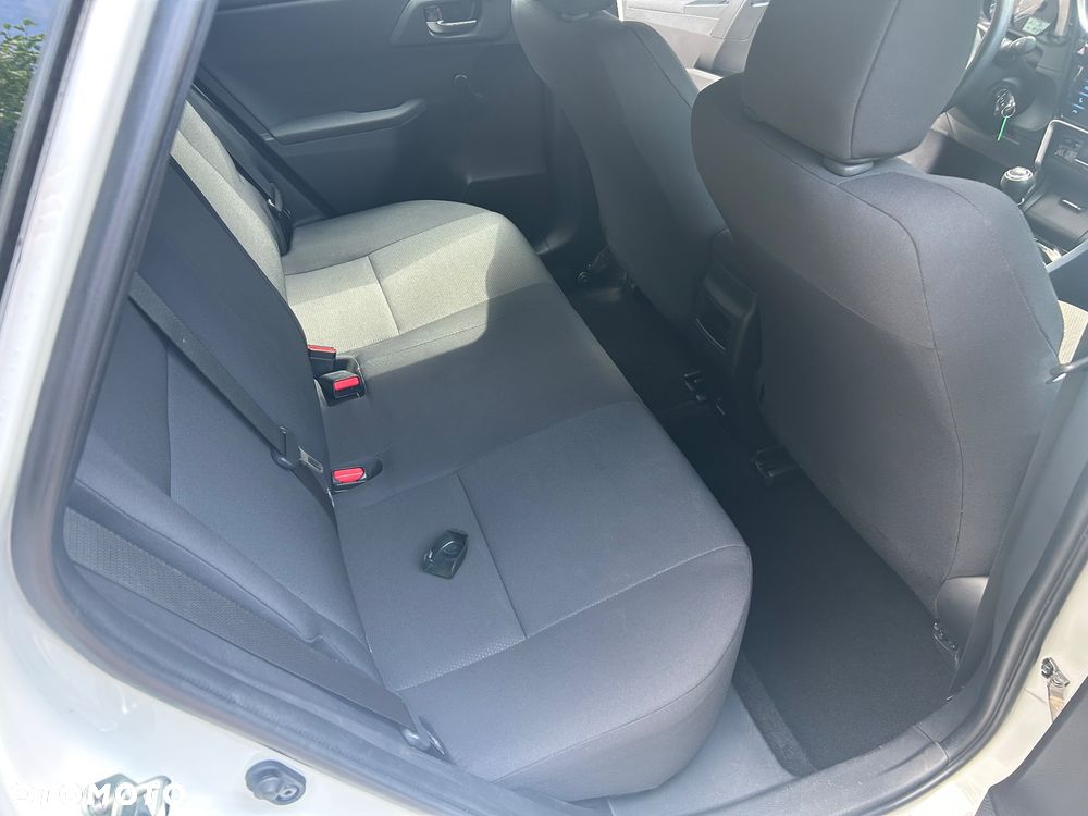 Toyota Auris 1.33 VVT-i Active - 12