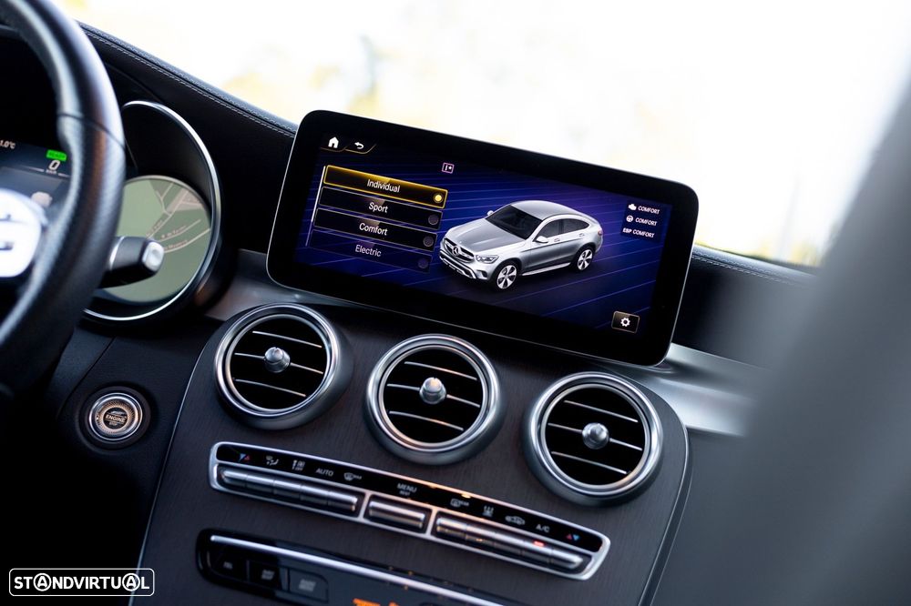 Mercedes-Benz GLC 300 de Coupé 4Matic - 32