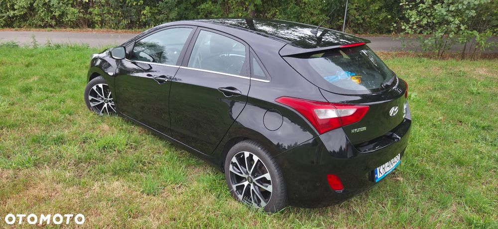 Hyundai i30 1.4 Classic + - 3