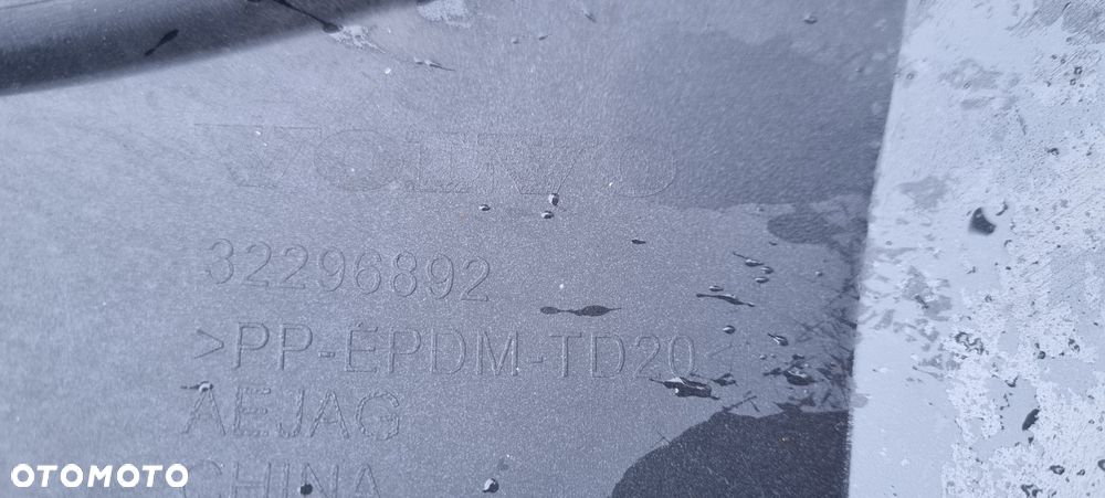 VOLVO XC60 II LIFT INSCRIPTION 2021- Zderzak przód oryginał MG008 - 12