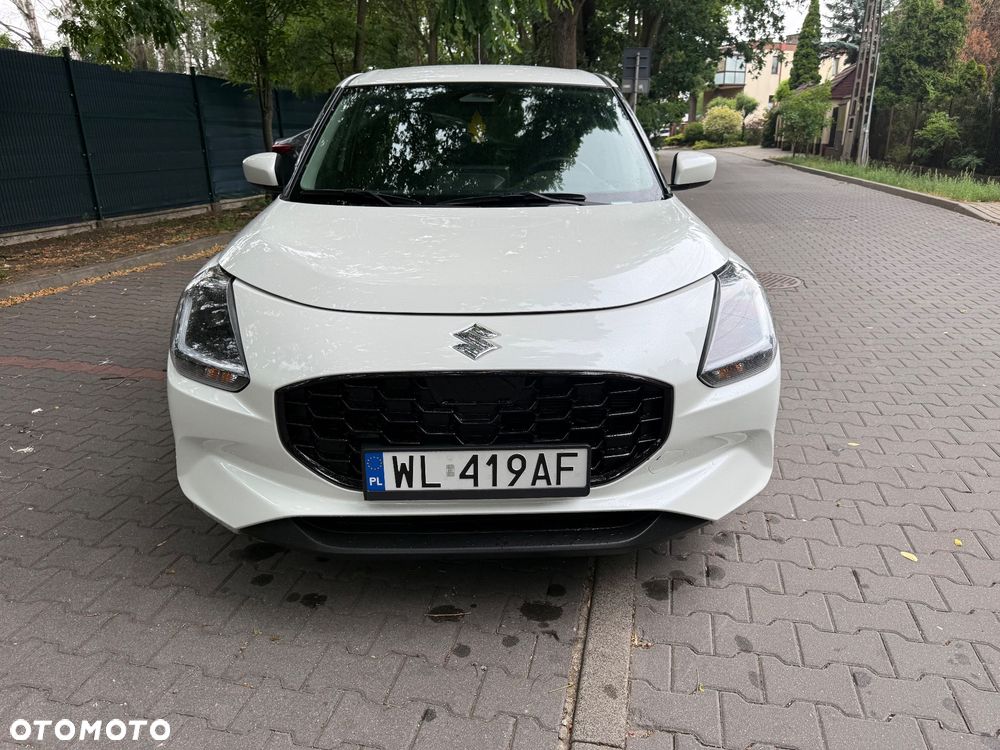 Suzuki Swift 1.2 Dualjet SHVS Premium Plus CVT - 9