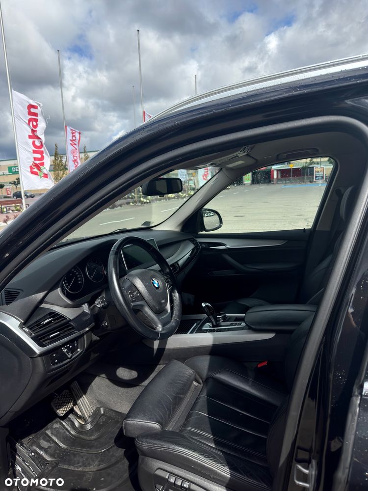 BMW X5 xDrive25d - 11