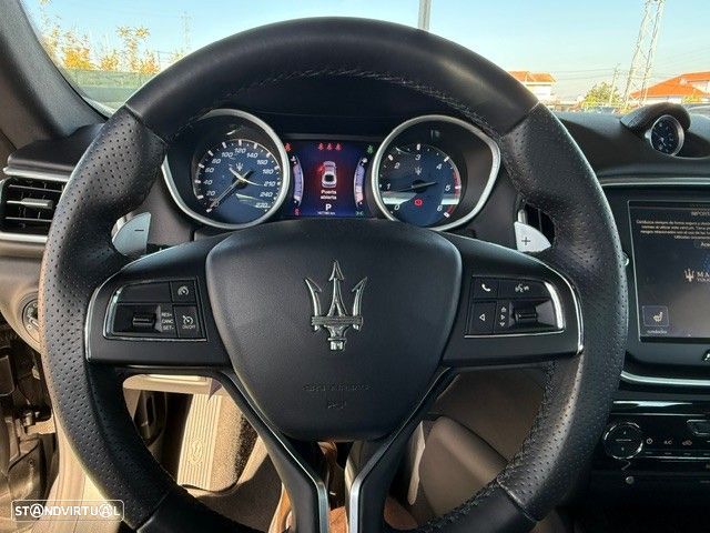 Maserati Ghibli 3.0 V6 - 9