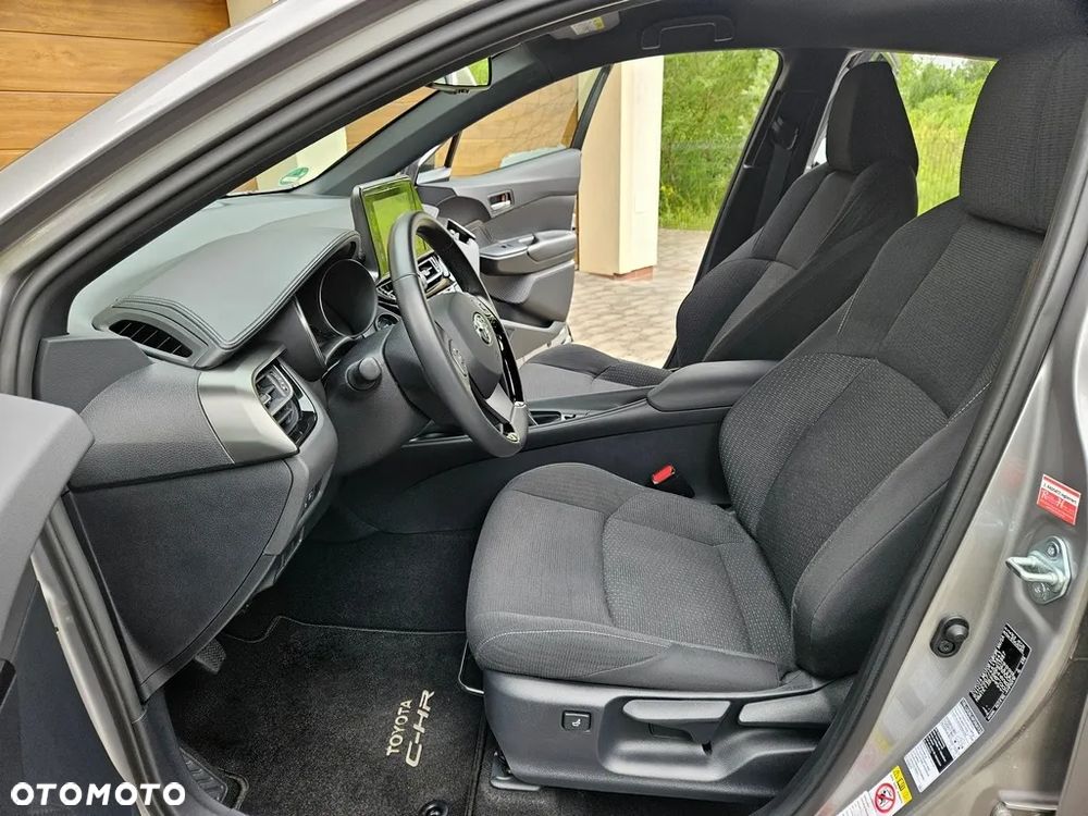 Toyota C-HR - 19