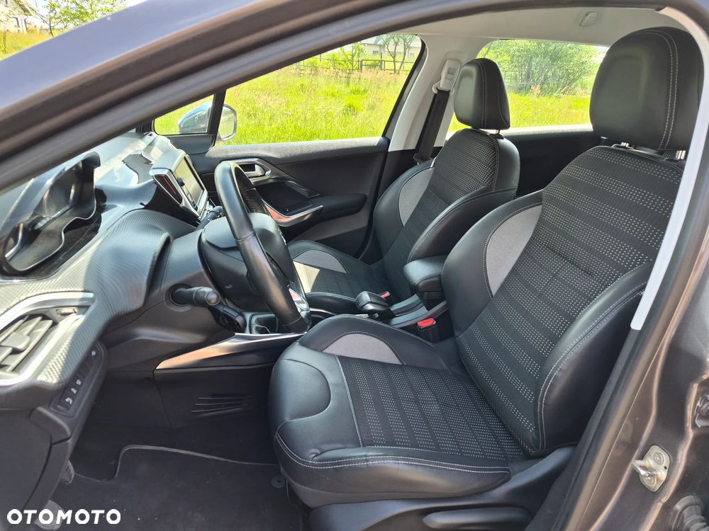 Peugeot 2008 1.6 e-HDi Active S&S - 12