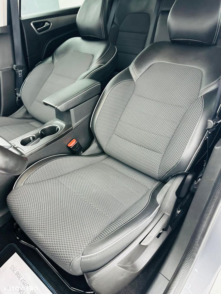 Renault Arkana E-TECH Zen - 21